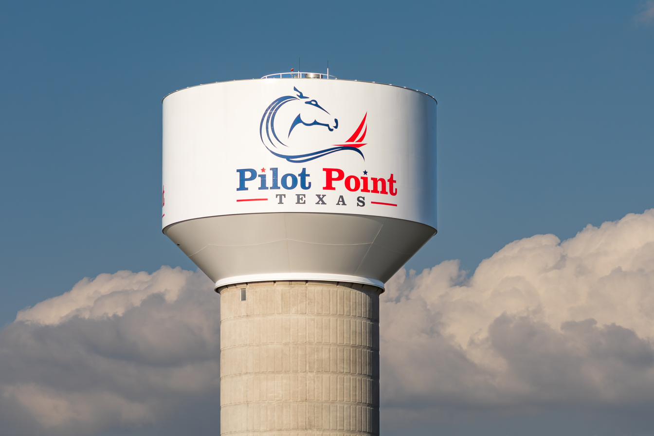 Pilot Point, Texas water tower